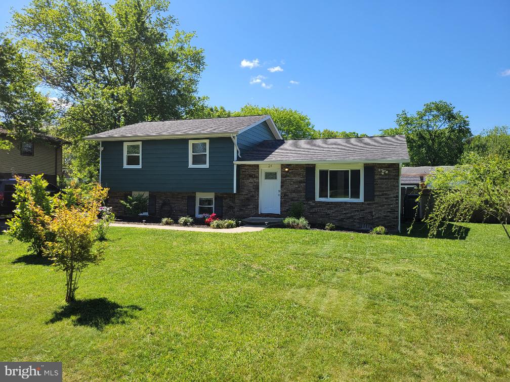 24 Colebrook Road Fredericksburg, VA 22405 - Photo 2 of 22