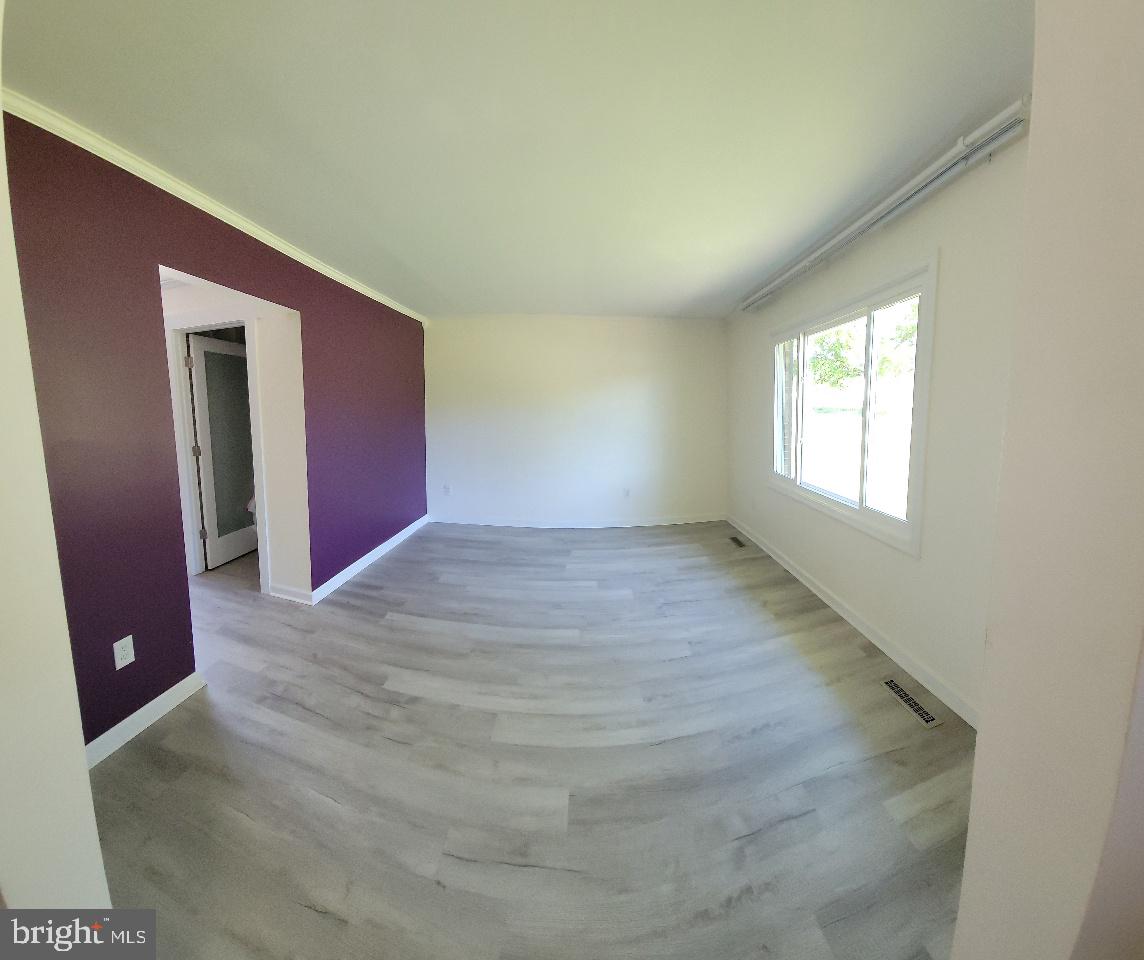 24 Colebrook Road Fredericksburg, VA 22405 - Photo 7 of 22 Living Room