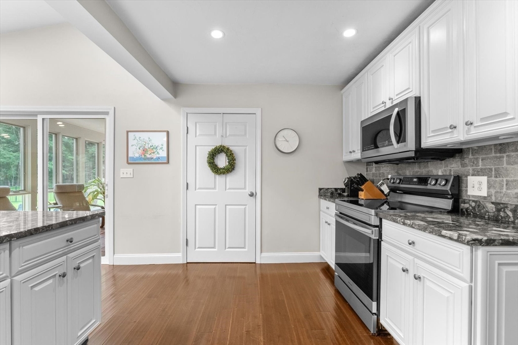 96 Ford Road Sudbury, MA 01776 - Photo 20 of 42