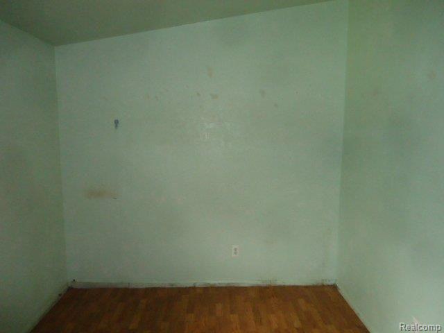 9527 Hazel Street Taylor, MI 48180 - Photo 10 of 26 261-899499-Bedroom 3 (3).JPG