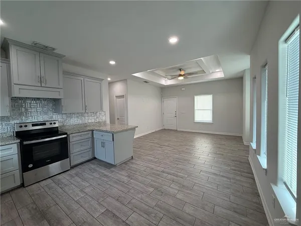 $1,050 | 5908 Puffin Avenue, Mission, TX 78573