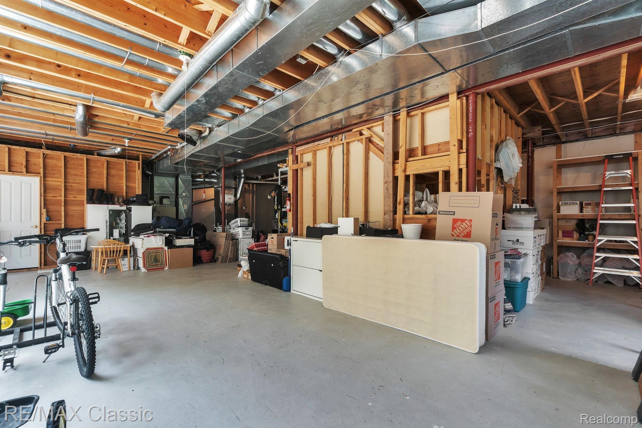 2583 West Commerce Road Milford, MI 48380 - Photo 32 of 46 Gallery Image 32