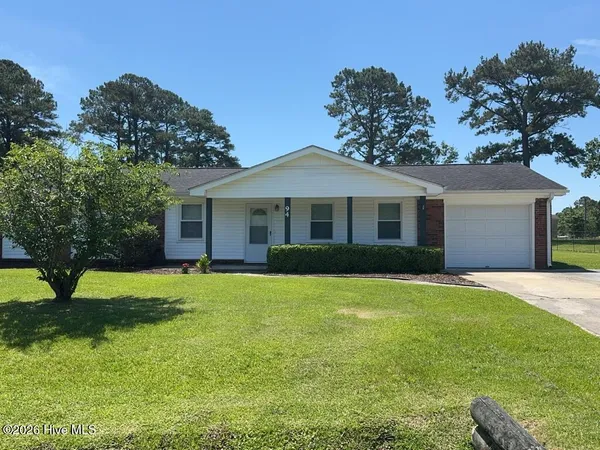 $1,600 | 94 Vandergrift Drive, Jacksonville, NC 28540