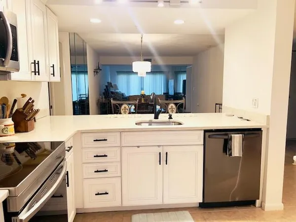 $3,950 | 1201 Seafarer Circle, Unit 204, Jupiter, FL 33477