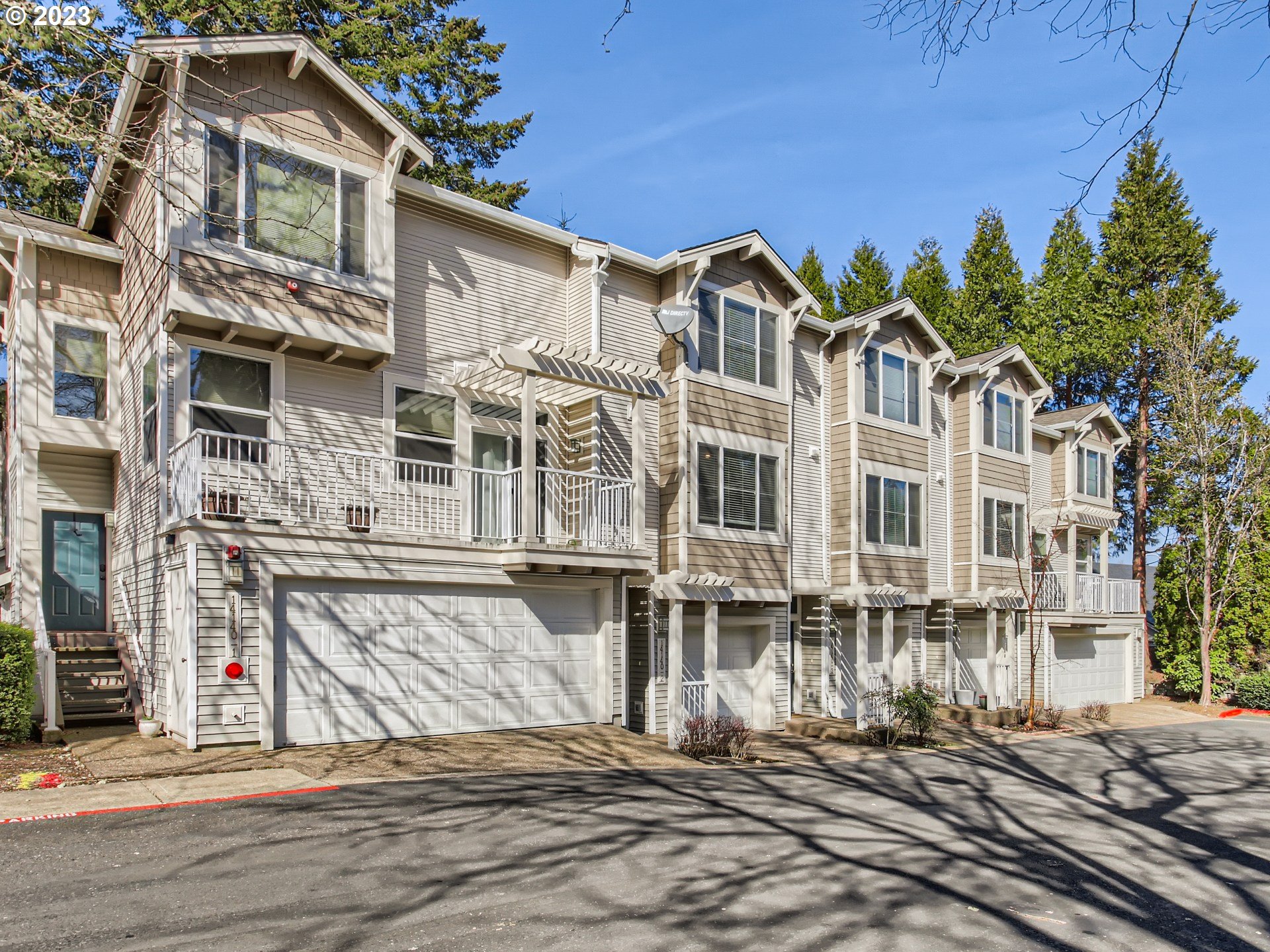14140 Southwest Barrows Road, Unit 2 Portland, OR 97223 - Photo 3 of 30 a view of a large white building