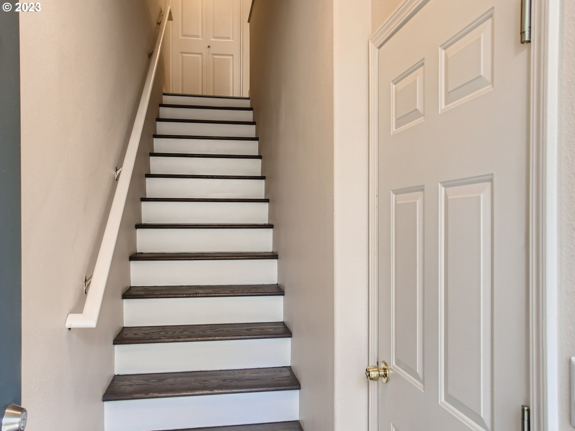 14140 Southwest Barrows Road, Unit 2 Portland, OR 97223 - Photo 5 of 30