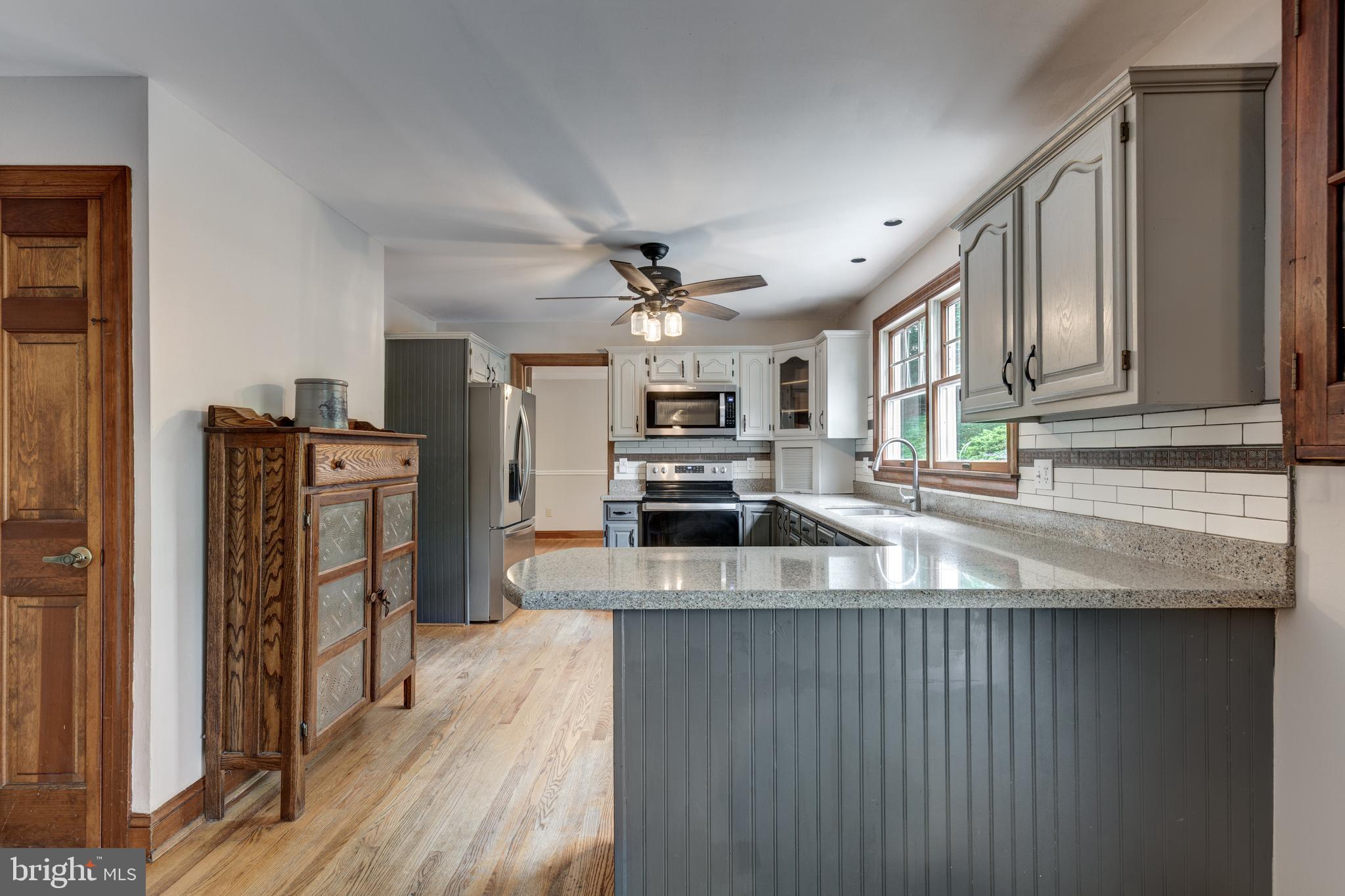 15 Ridgeview Drive Westminster, MD 21157 - Photo 11 of 77 kitchen