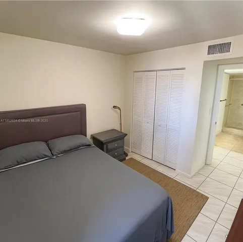 $245,000 | 9686 Fontainebleau Boulevard, Unit 402, Miami, FL 33172