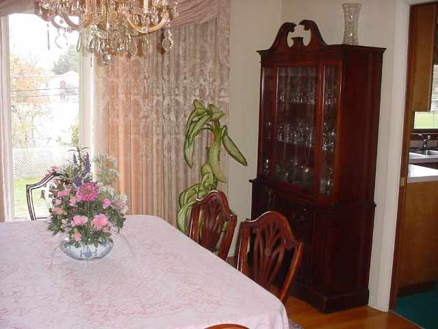 29 Aspen Road Colonie, NY 12110 - Photo 8 of 10 Photo 8