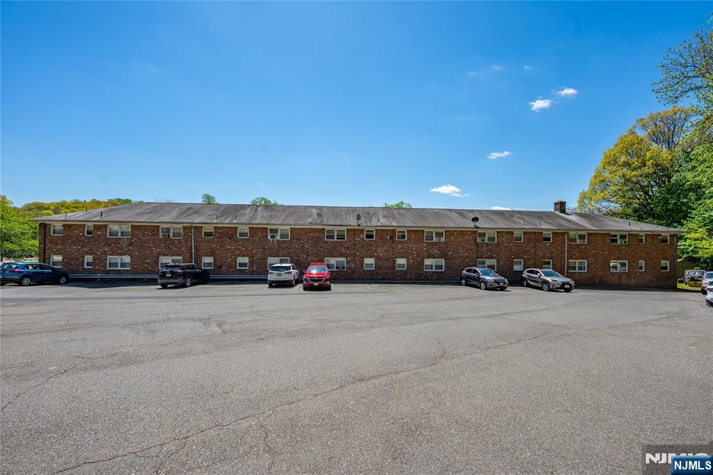 87 Elm Road, Unit 13A Caldwell, NJ 07006 - Photo 11 of 11