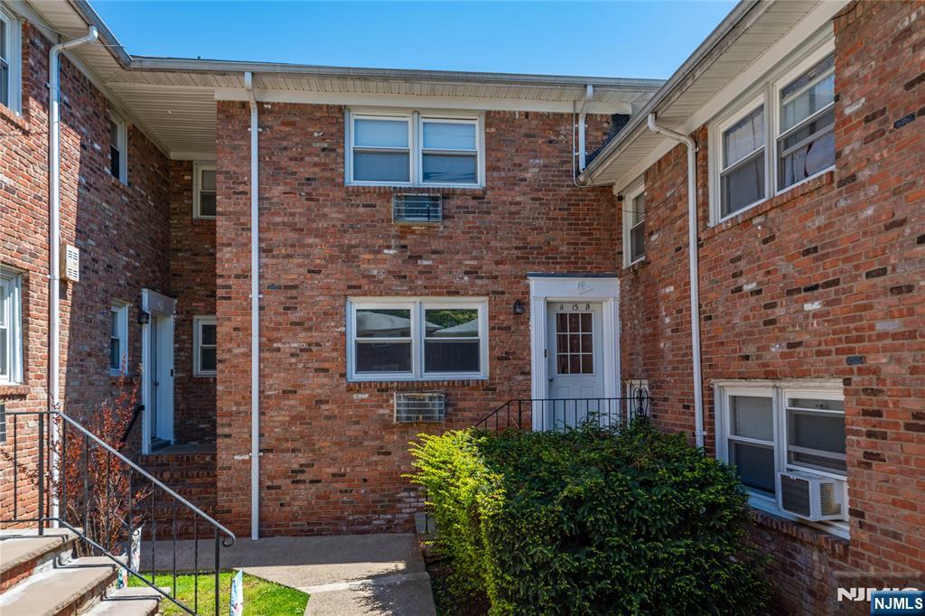 87 Elm Road, Unit 13A Caldwell, NJ 07006 - Photo 2 of 11
