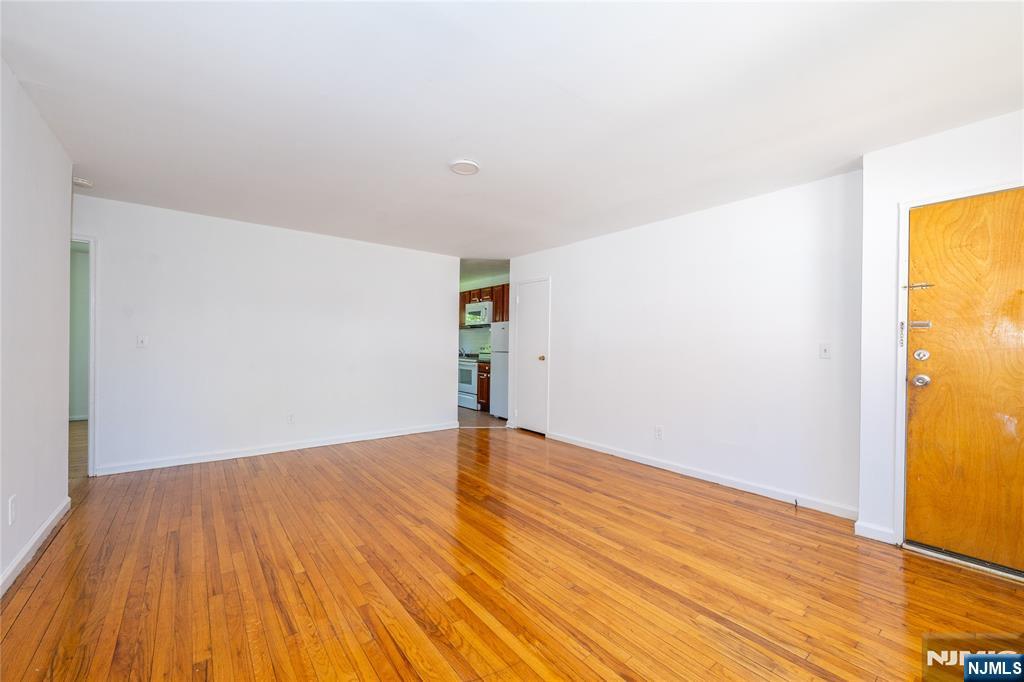 87 Elm Road, Unit 13A Caldwell, NJ 07006 - Photo 6 of 11
