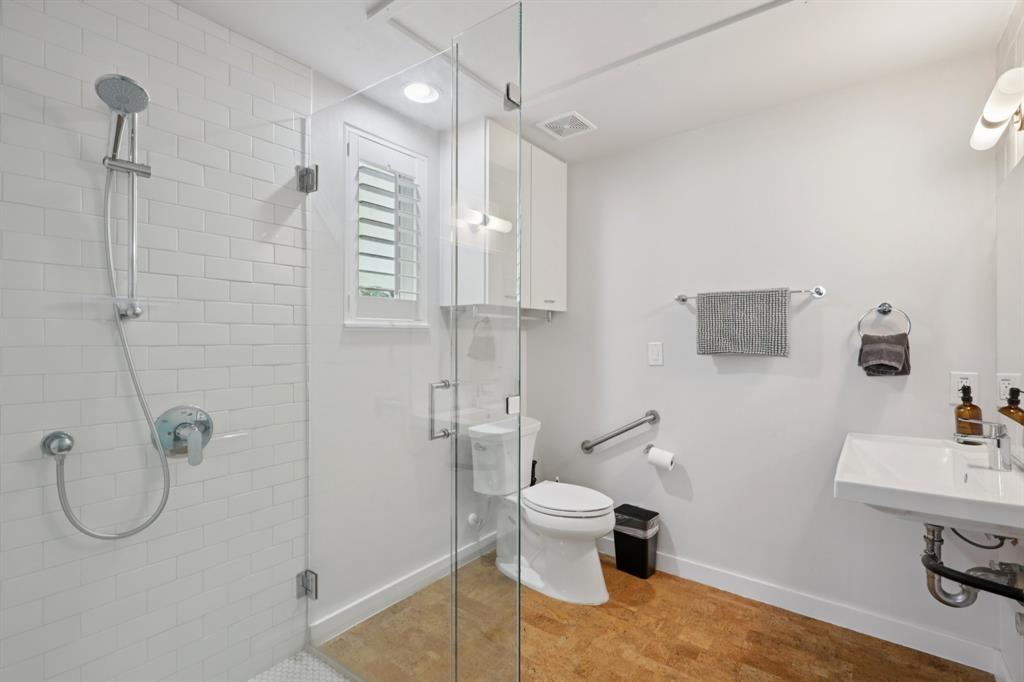 3901 Cherrywood Road, Unit B Austin, TX 78722 - Photo 23 of 25 Gallery Image 23