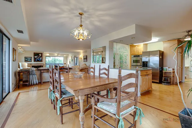 $649,000 | 1671 Mission Hills Road, Unit 302, Northbrook, IL 60062