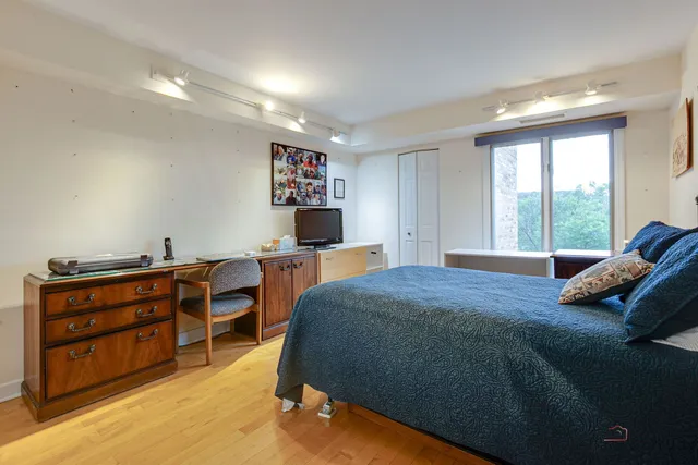 $649,000 | 1671 Mission Hills Road, Unit 302, Northbrook, IL 60062