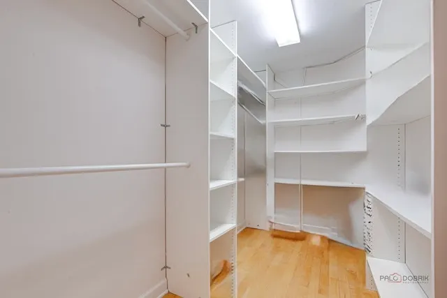 $649,000 | 1671 Mission Hills Road, Unit 302, Northbrook, IL 60062