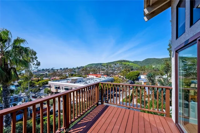 $2,595,000 | 421 Loma Terrace, Laguna Beach, CA 92651