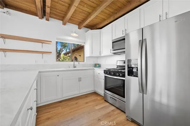$2,595,000 | 421 Loma Terrace, Laguna Beach, CA 92651
