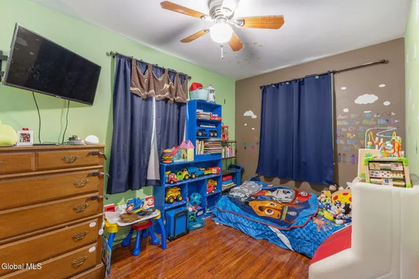 $205,000 | 1070 Inner Drive, Schenectady, NY 12303