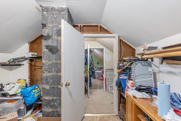 $205,000 | 1070 Inner Drive, Schenectady, NY 12303