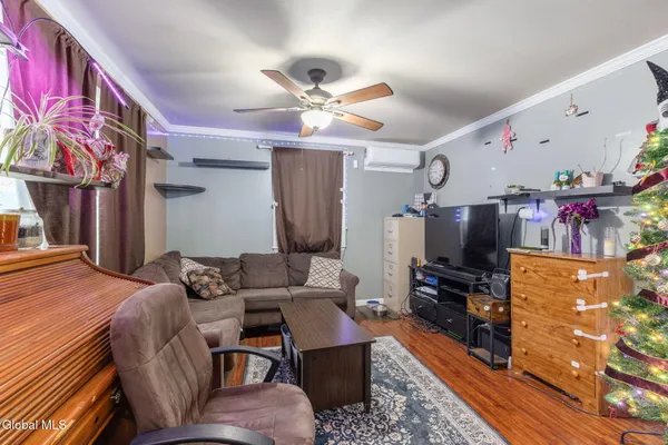 $205,000 | 1070 Inner Drive, Schenectady, NY 12303