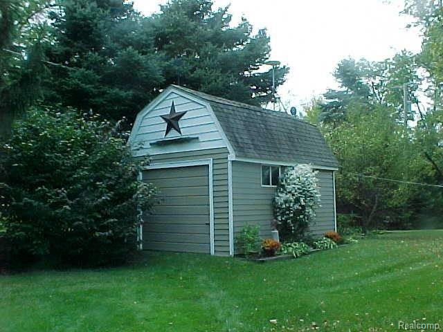 BARN