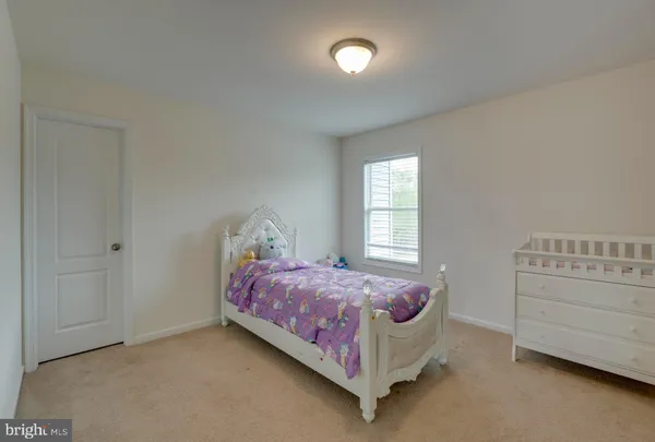 $845,000 | 32 Reserve Way, Fredericksburg, VA 22406