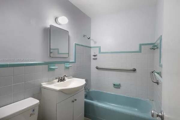 $1,975 | 101 Southwest 24th Avenue, Miami, FL 33135