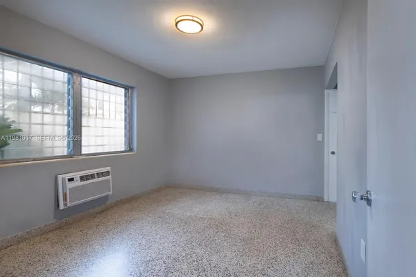 $1,975 | 101 Southwest 24th Avenue, Miami, FL 33135