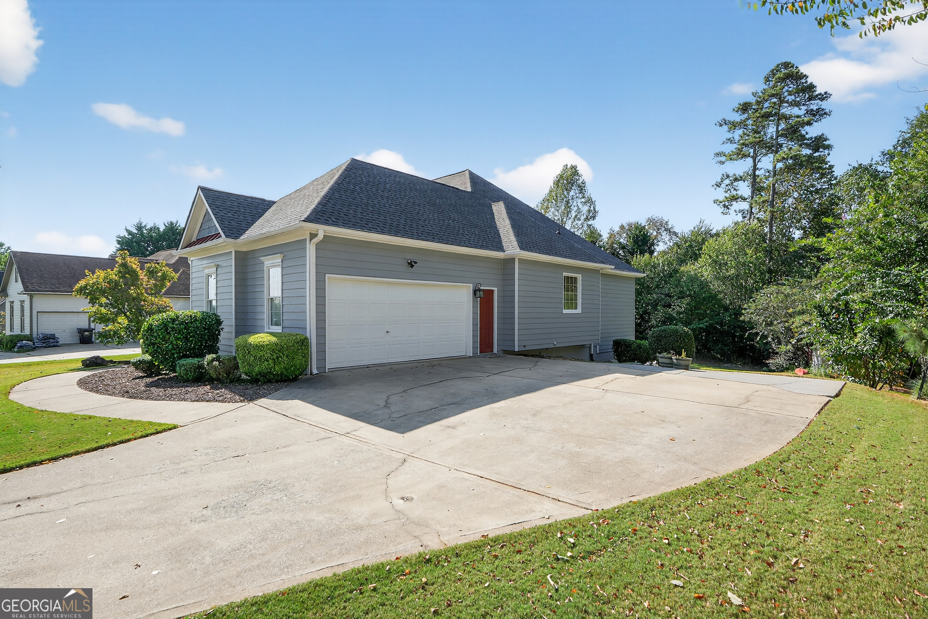 103 West Chestnut Way Dallas, GA 30132 - Photo 2 of 33