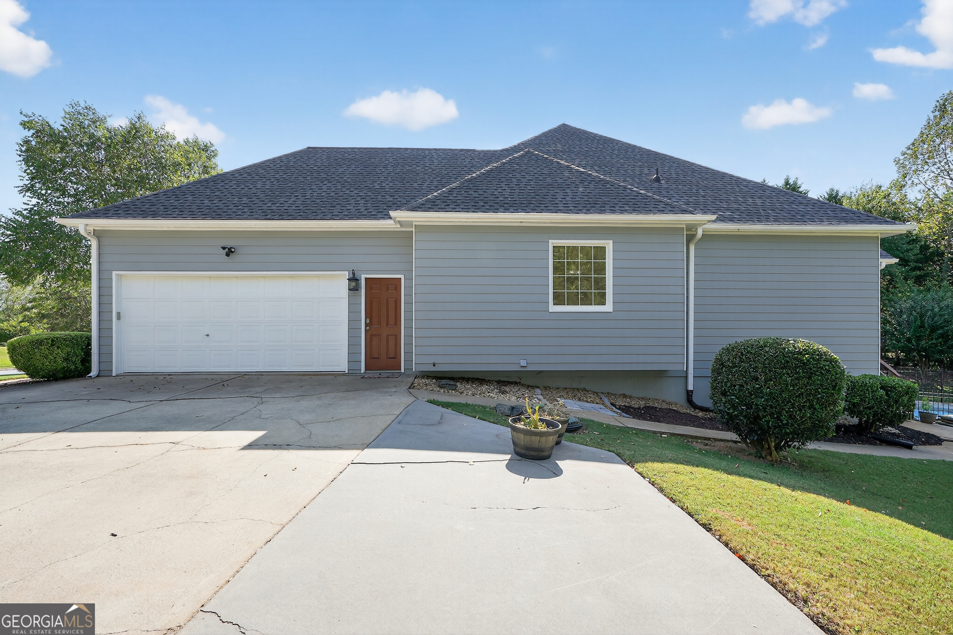 103 West Chestnut Way Dallas, GA 30132 - Photo 3 of 33