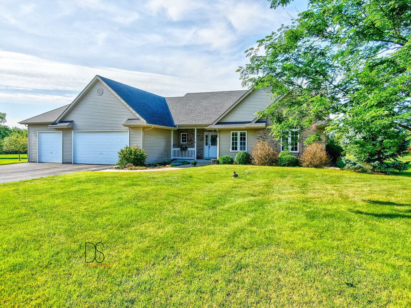 1716 North 2479th Road Ottawa, IL 61350 - Photo 3 of 35