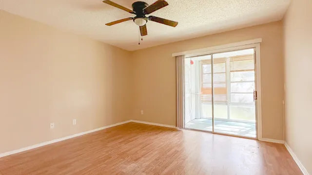 $129,999 | 15 Lake Vista Trail, Unit 206, Port St. Lucie, FL 34952