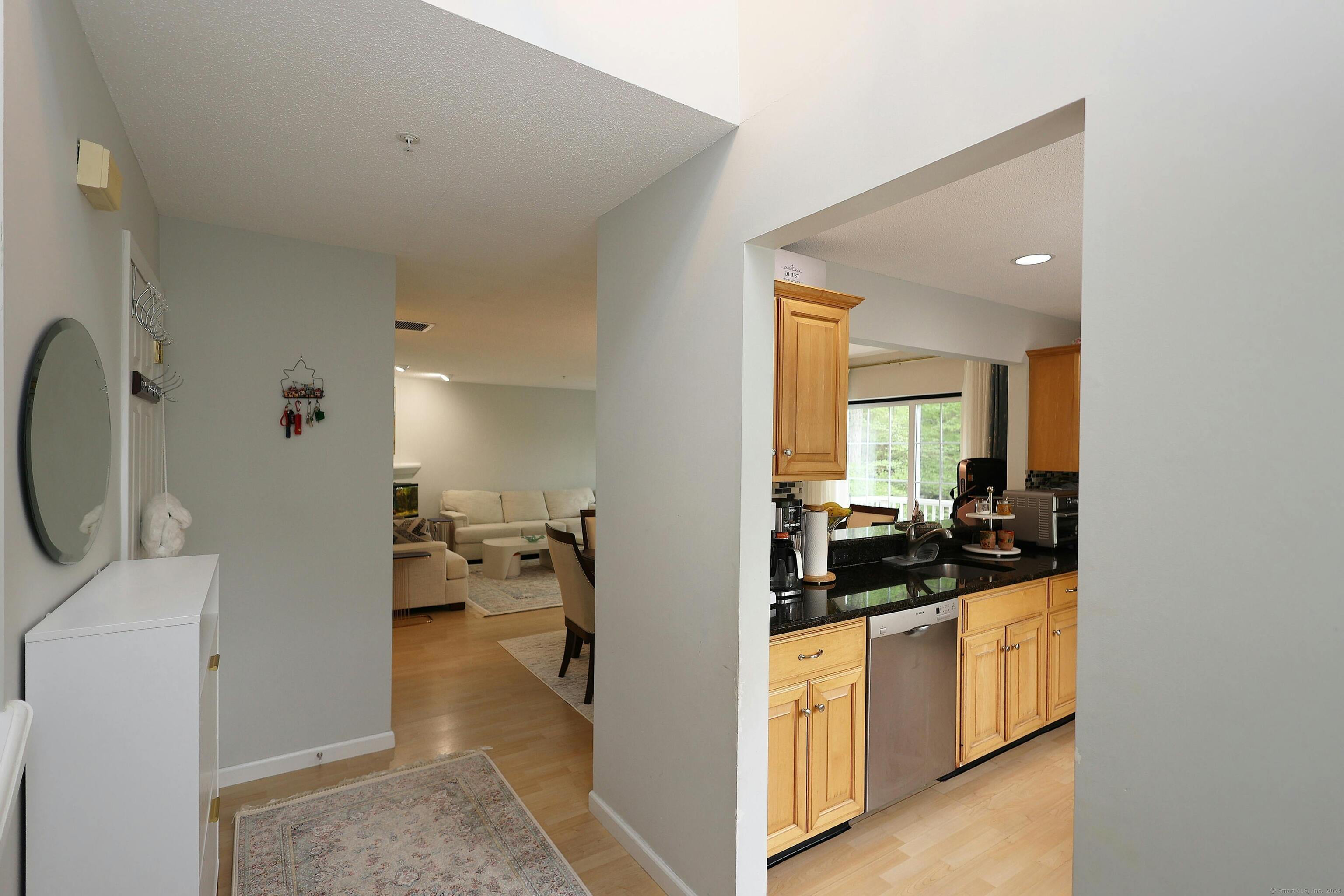 633 Danbury Road, Unit 22 Ridgefield, CT 06877 - Photo 6 of 30