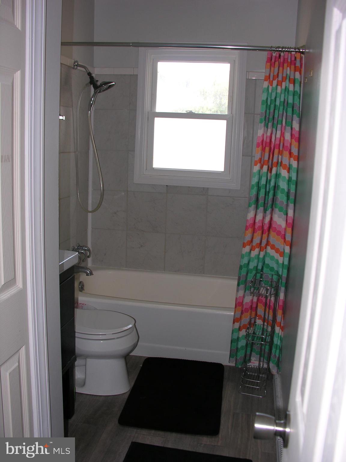 206 Ritchey Road Fayetteville, PA 17222 - Photo 15 of 17 Bathroom