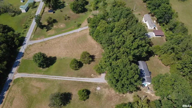 $199,000 | 16042 Ralls Grove Road, Creal Springs, IL 62922