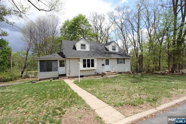 $524,900 | 71 Dawn Avenue, North Haledon, NJ 07508
