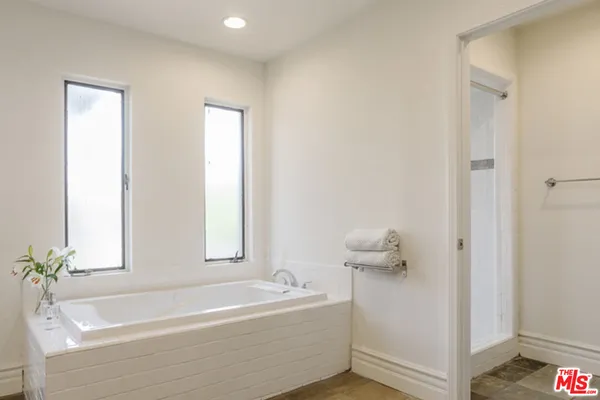$12,000 | 110 North Barrington Avenue, Los Angeles, CA 90049