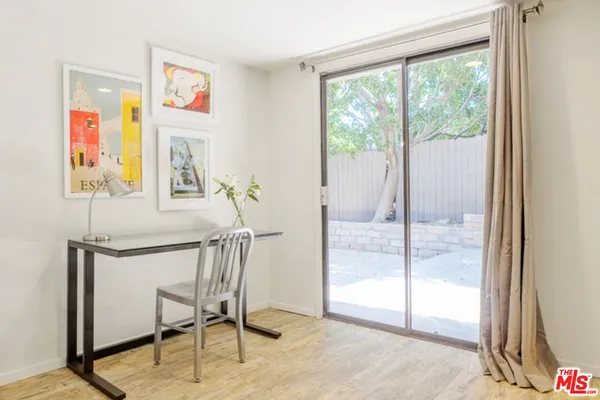 $12,000 | 110 North Barrington Avenue, Los Angeles, CA 90049