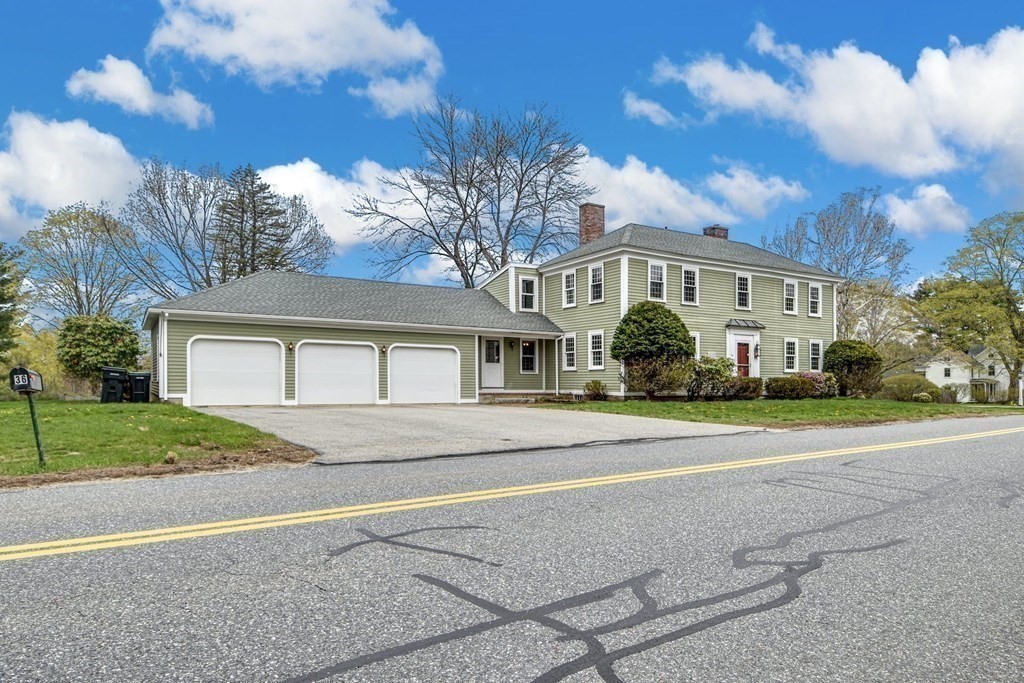 36 Pelham Island Road Sudbury, MA 01776 - Photo 3 of 41