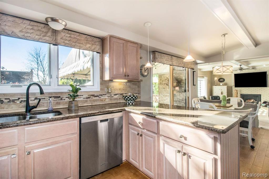 2755 Winter Park Road Rochester Hills, MI 48309 - Photo 11 of 29