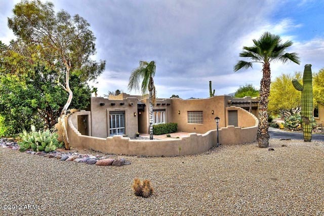 25652 Desoto Lane Rio Verde, AZ 85263 - Photo 4 of 24 Desoto front courtyard s