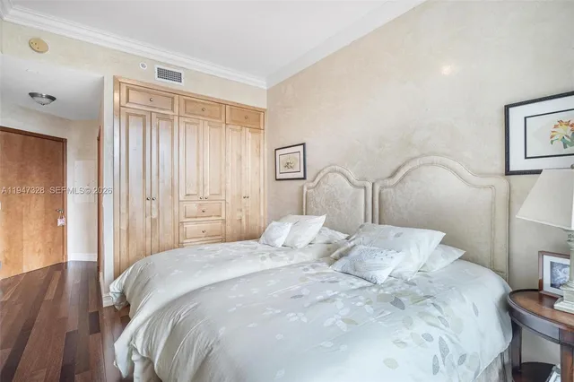 $1,599,999 | 9595 Collins Avenue, Unit NPHD, Surfside, FL 33154