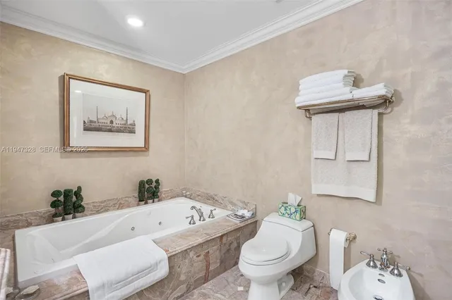 $1,599,999 | 9595 Collins Avenue, Unit NPHD, Surfside, FL 33154