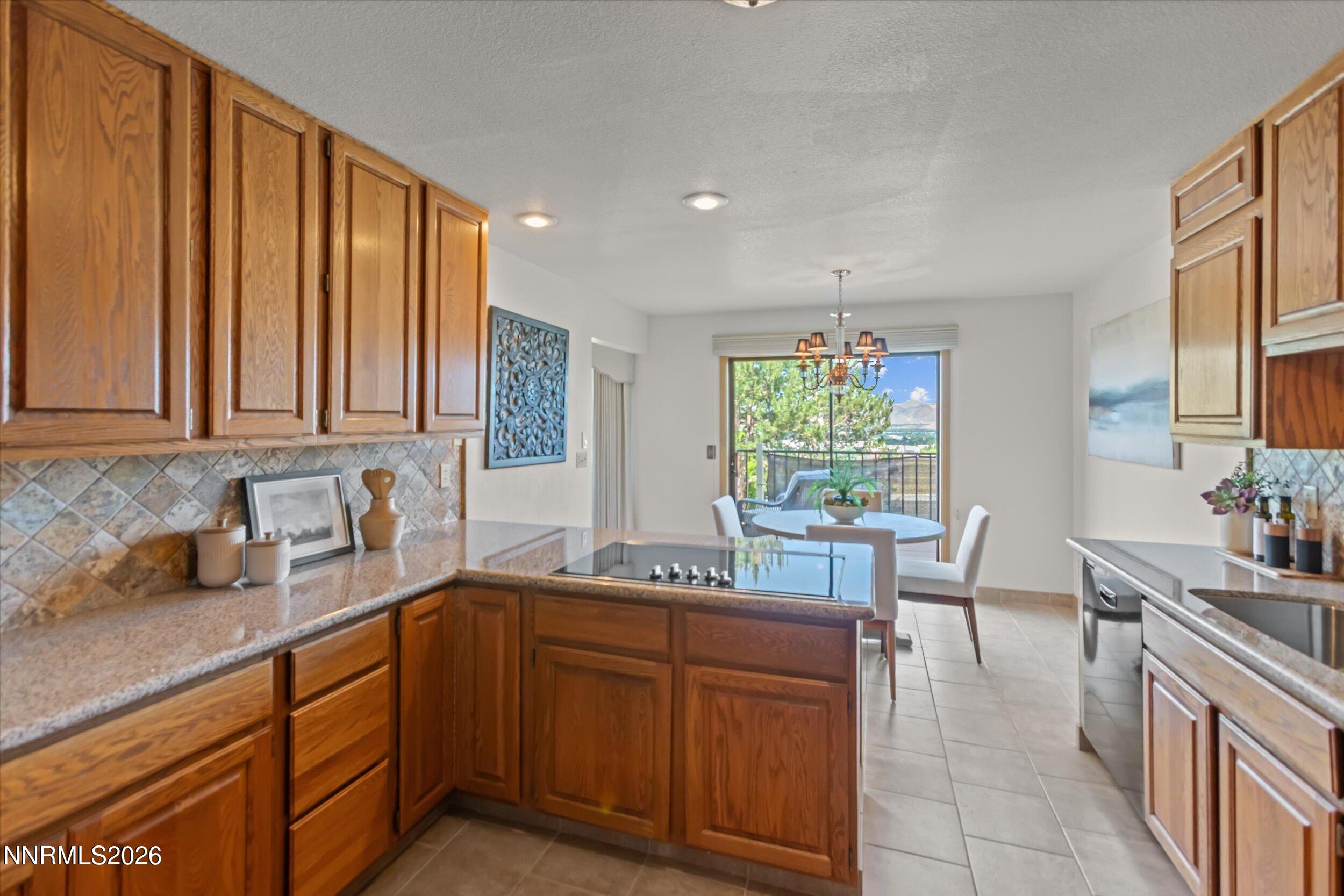 2220 Stone Mountain Circle Reno, NV 89519 - Photo 14 of 43 18-0Y7A9774