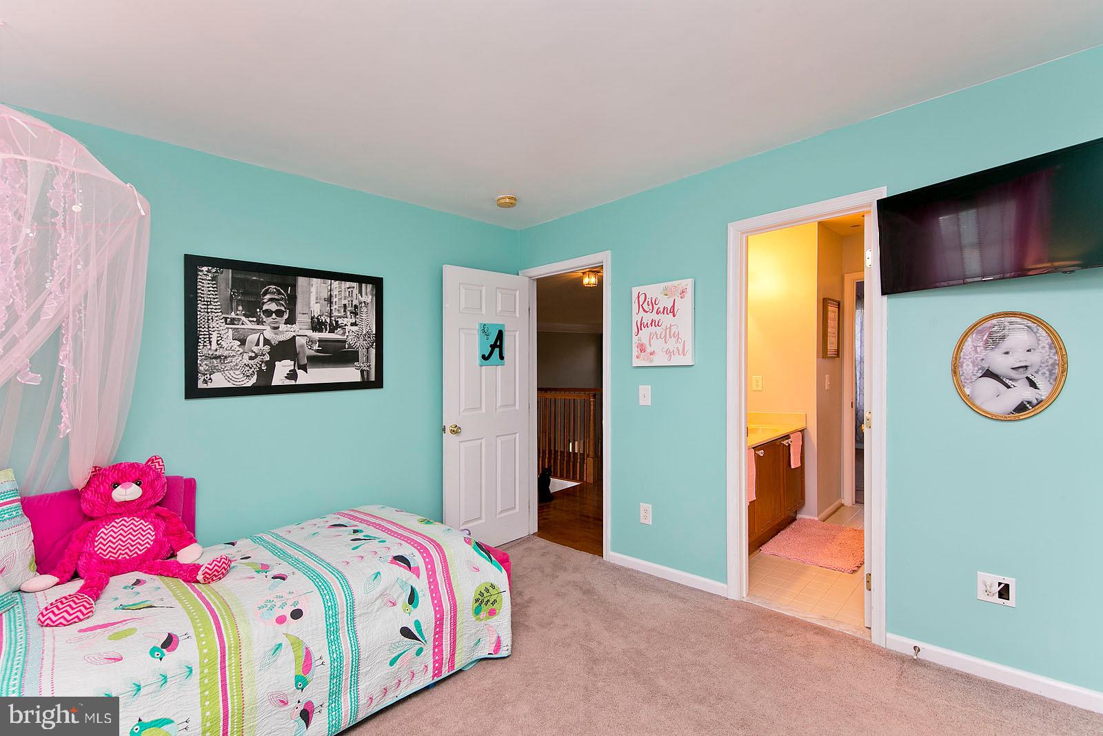 655 Triumphant Way Falling Waters, WV 25419 - Photo 43 of 71 Gallery Image 43