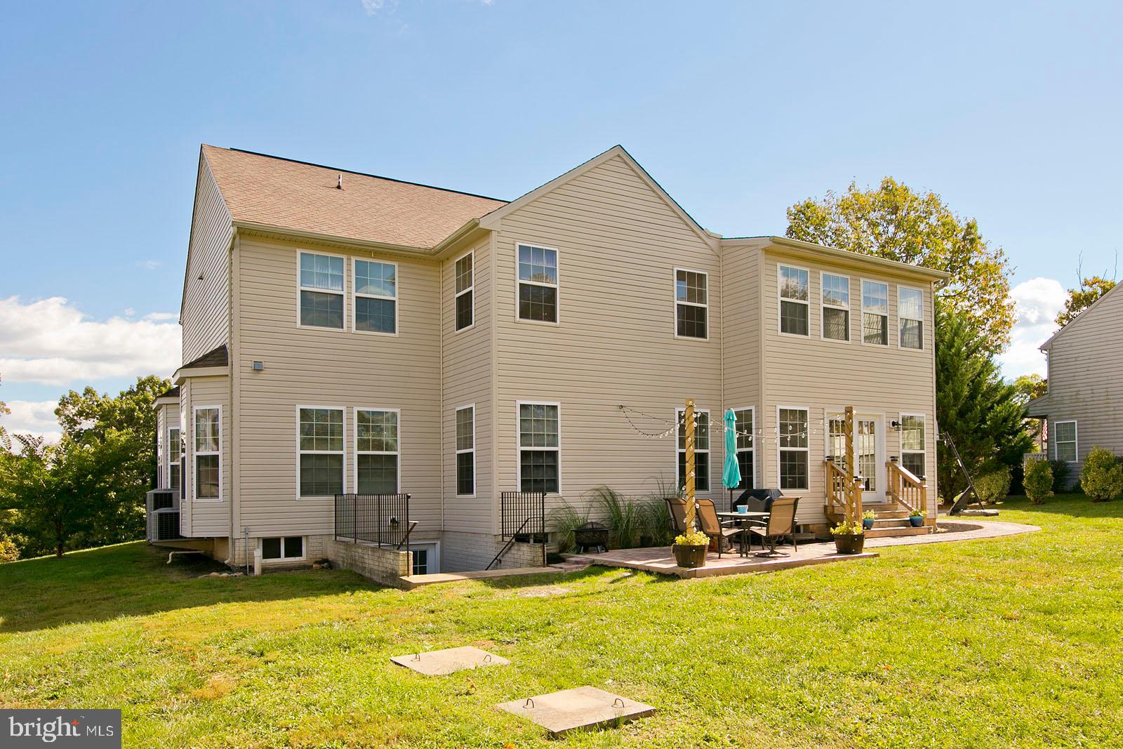 655 Triumphant Way Falling Waters, WV 25419 - Photo 59 of 71 Gallery Image 59