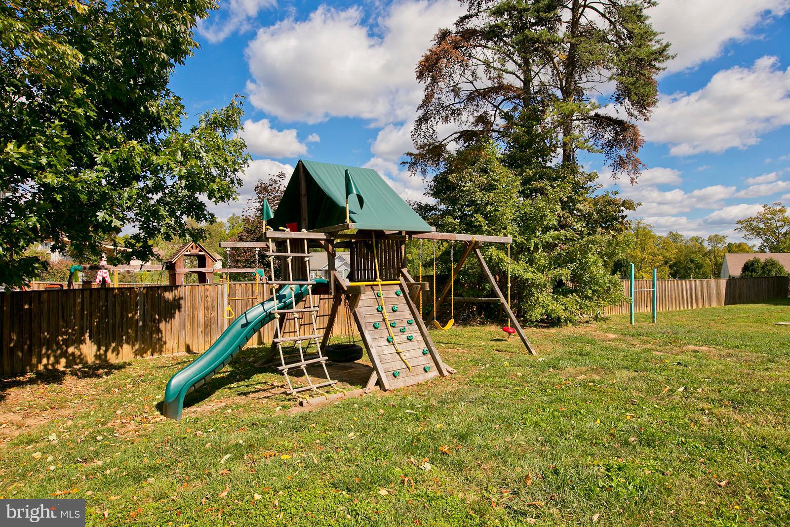 655 Triumphant Way Falling Waters, WV 25419 - Photo 65 of 71 Gallery Image 65