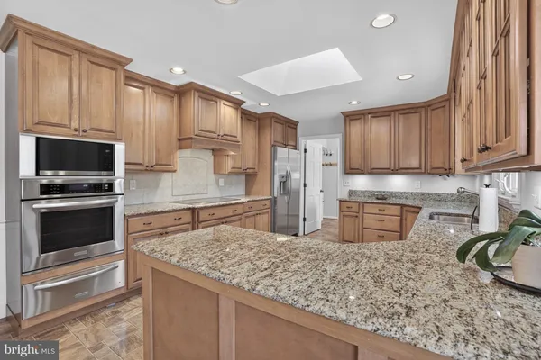 $1,600,000 | 10223 Cedar Pond Drive, Vienna, VA 22182