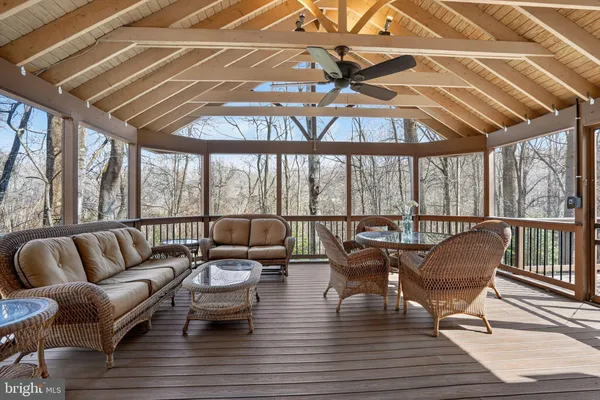 $1,600,000 | 10223 Cedar Pond Drive, Vienna, VA 22182